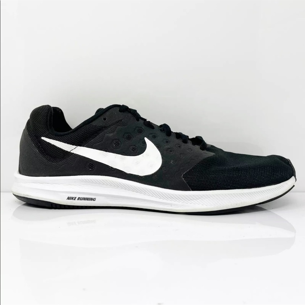 NIKE Women’s Downshifter 7 Running Shoes Sneakers Black White Sz 11